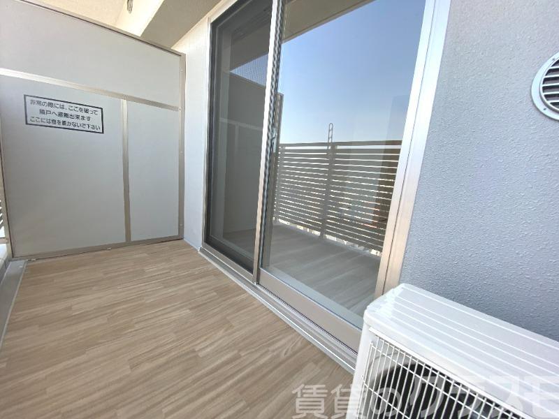 17/27 バルコニー