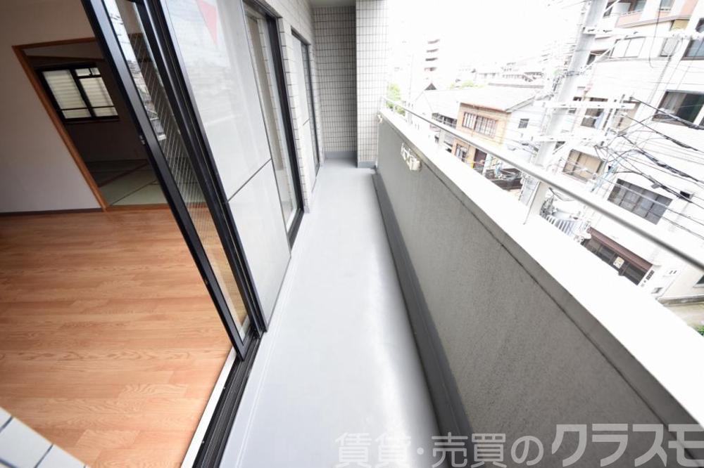 20/30 バルコニー