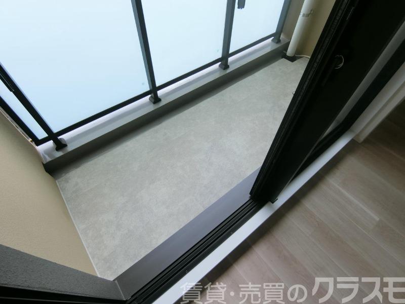 23/30 バルコニー