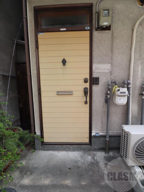 22/30 エントランス