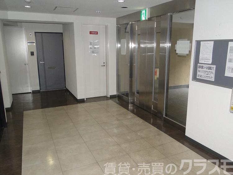 2/4 エントランス