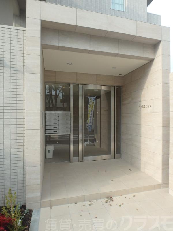 26/30 エントランス