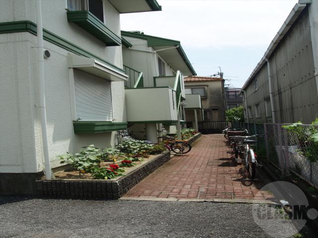 21/29 エントランス