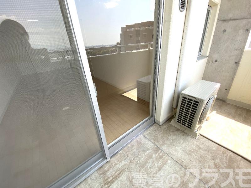 17/27 バルコニー