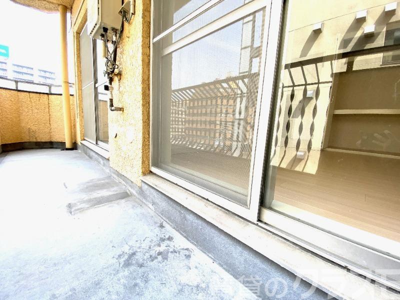 14/22 バルコニー