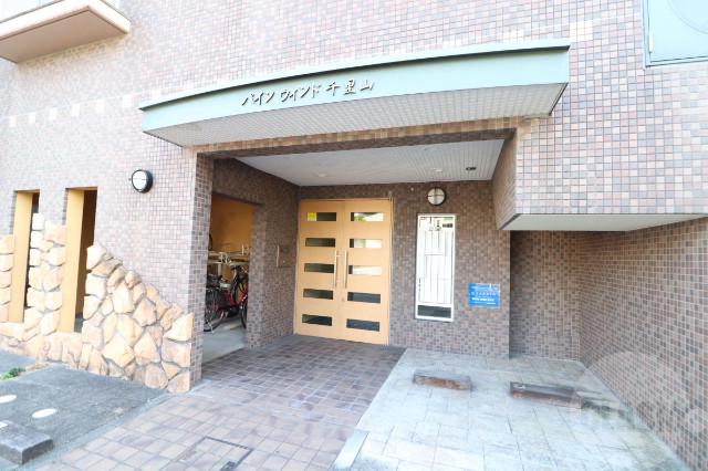 22/30 エントランス