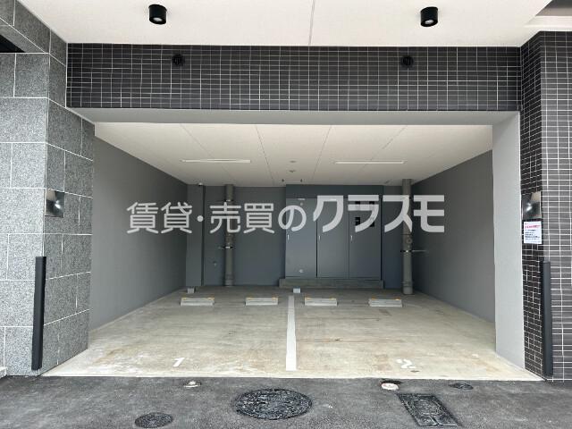 16/25 駐車場