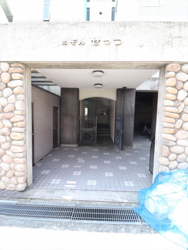 2/10 エントランス