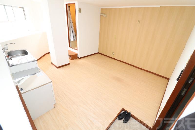 16/18 エントランス