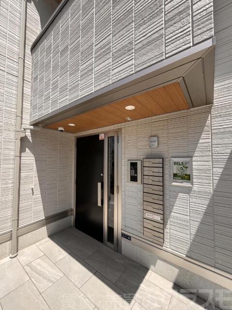 29/30 エントランス