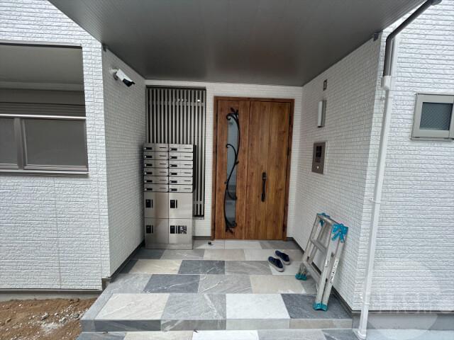 22/30 エントランス