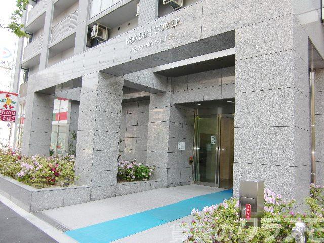 18/24 エントランス