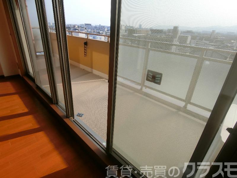 23/30 バルコニー