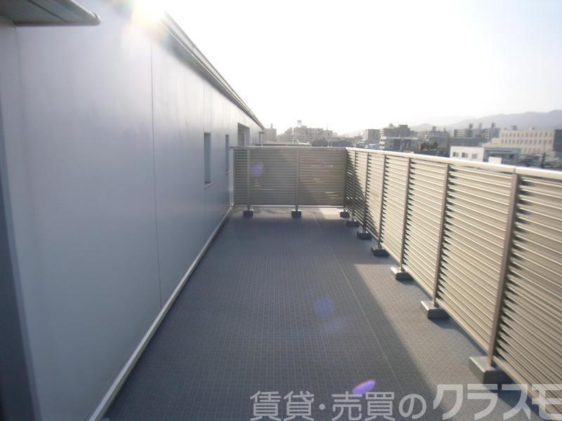 26/30 バルコニー