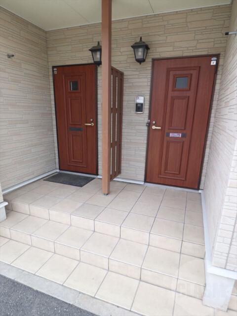 22/30 エントランス