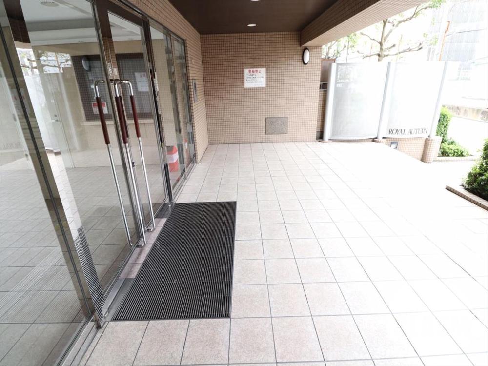 2/10 エントランス