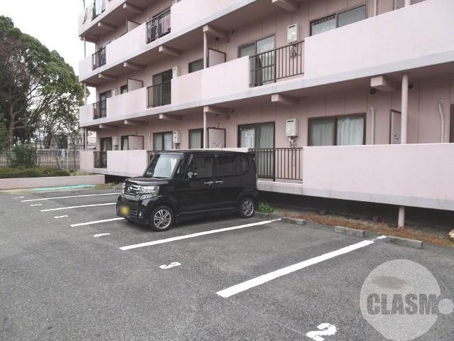 21/30 駐車場