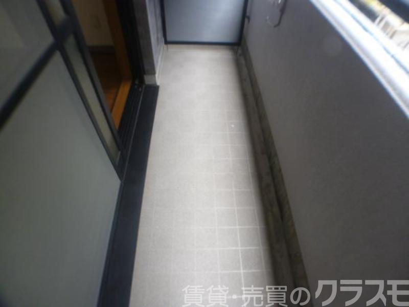 25/30 バルコニー