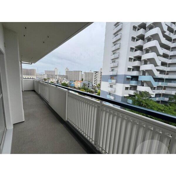 14/22 バルコニー