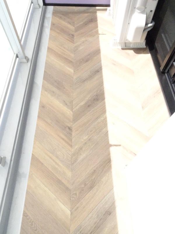 15/28 バルコニー