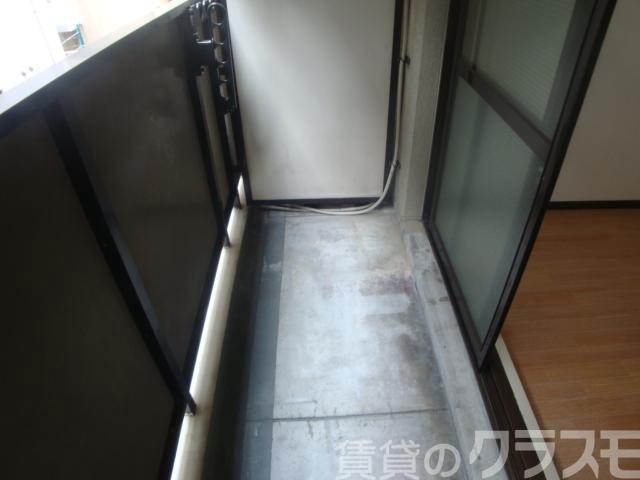 13/19 バルコニー