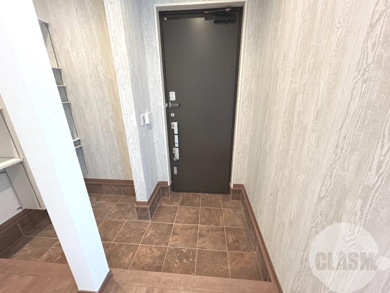 19/26 エントランス