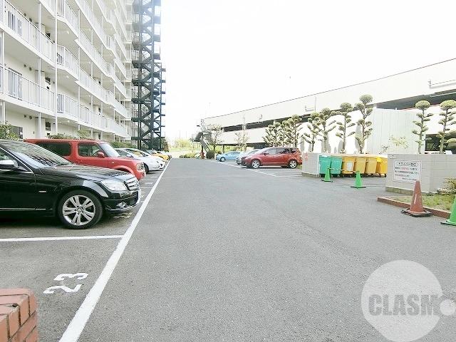 20/26 駐車場