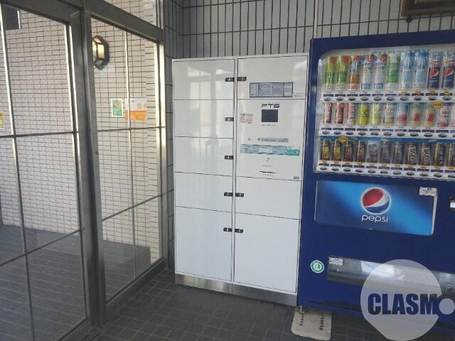 21/30 エントランス