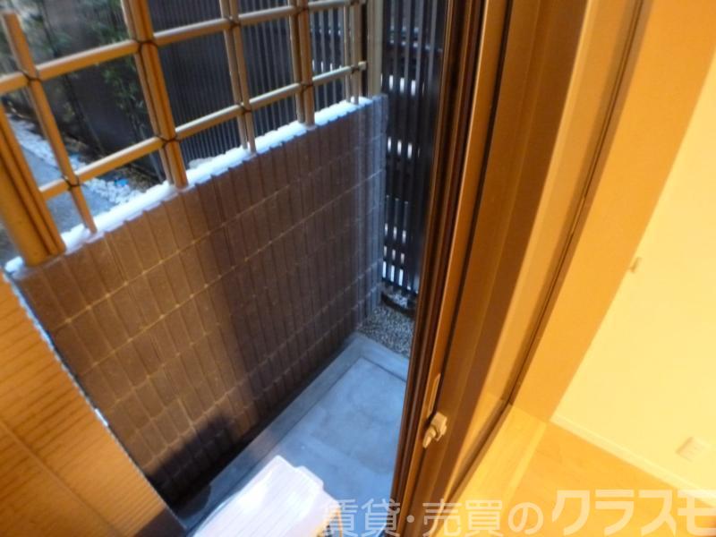 26/30 バルコニー