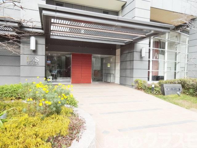 26/30 エントランス