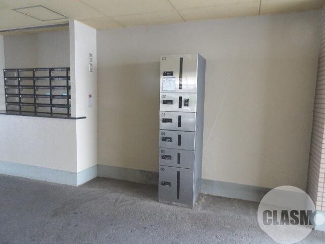 19/25 エントランス