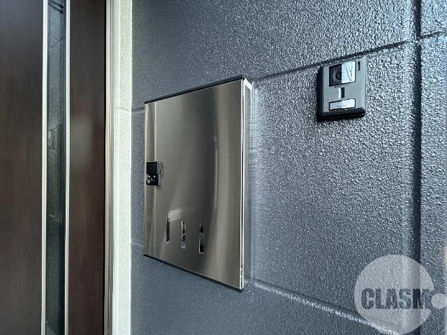 20/27 エントランス