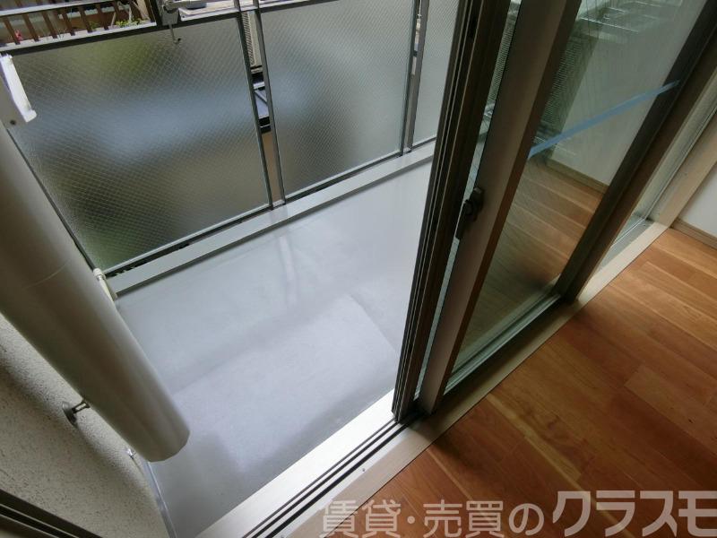 23/30 バルコニー