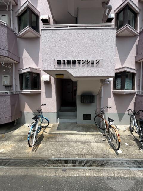 22/29 エントランス