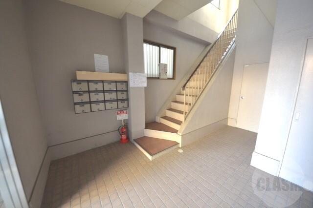 14/23 エントランス