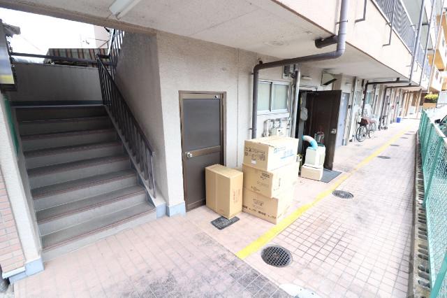 22/30 エントランス