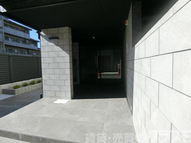 29/30 エントランス