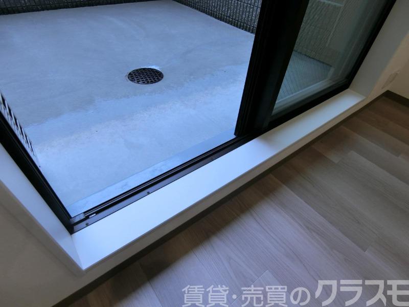 23/30 バルコニー