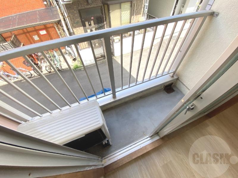 13/25 バルコニー