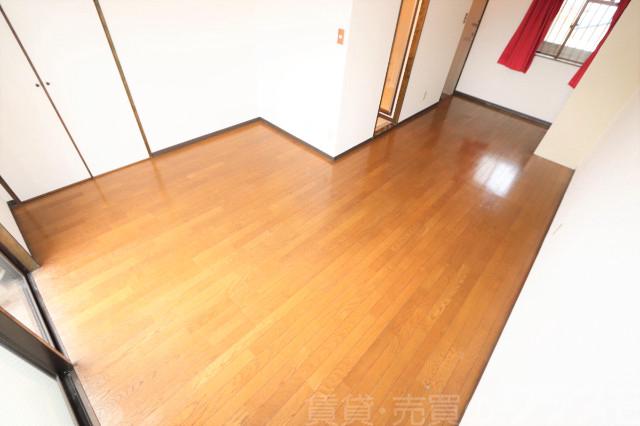 2/5 エントランス