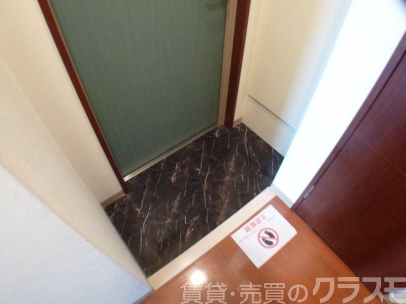 18/30 玄関