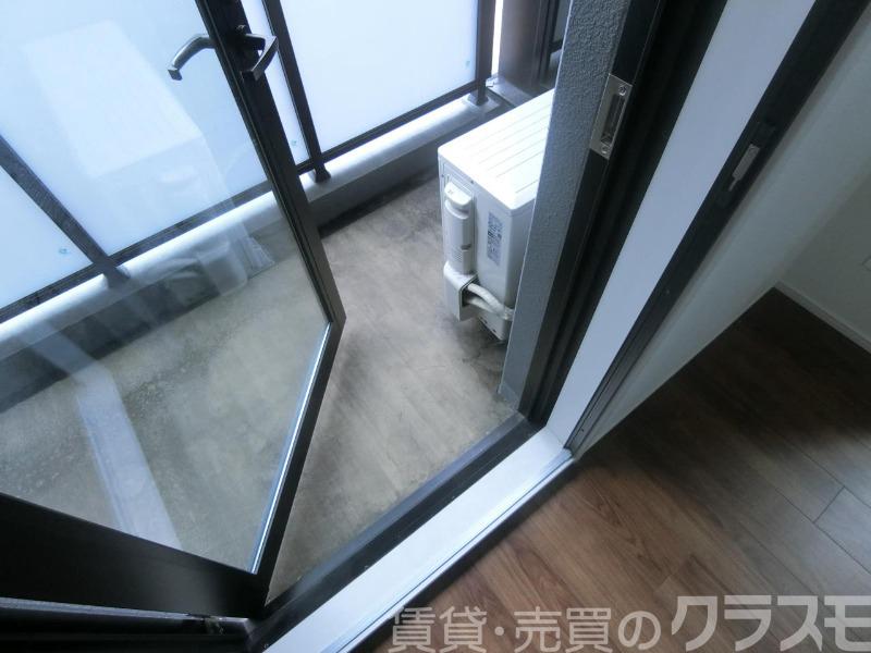 23/30 バルコニー