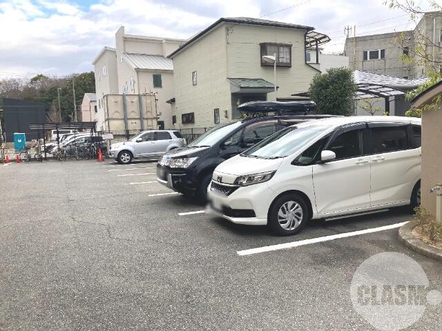 21/30 駐車場