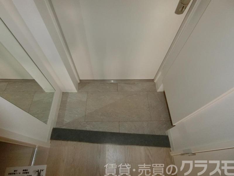 17/30 玄関