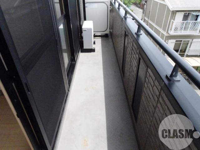 14/28 バルコニー