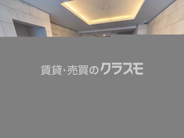 16/27 エントランス