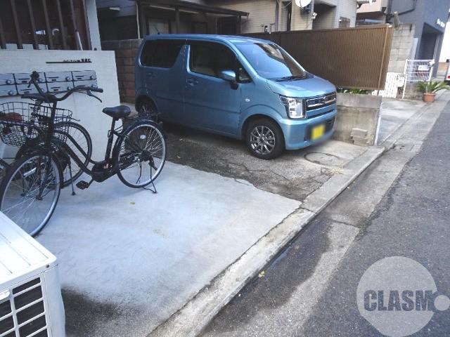 2/7 駐車場