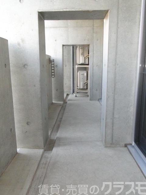 25/30 バルコニー