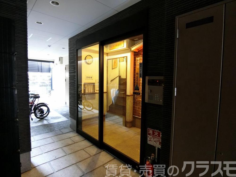 2/4 エントランス