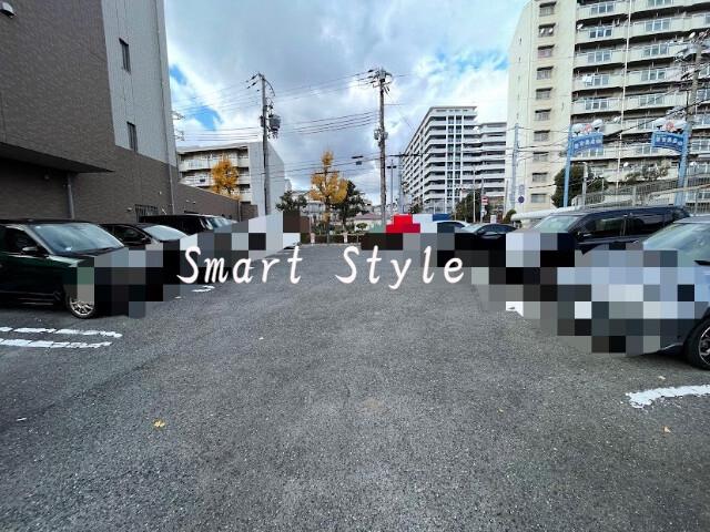 28/30 エントランス